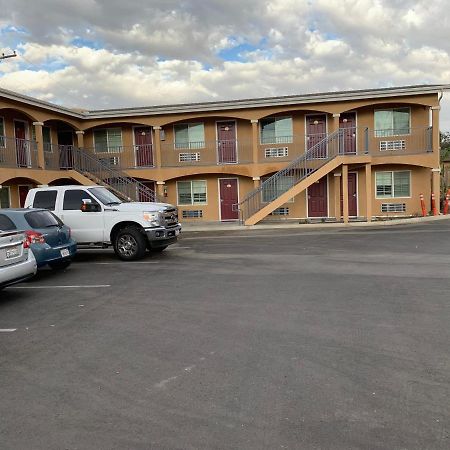 Desert Inn Motel Corona Exterior foto